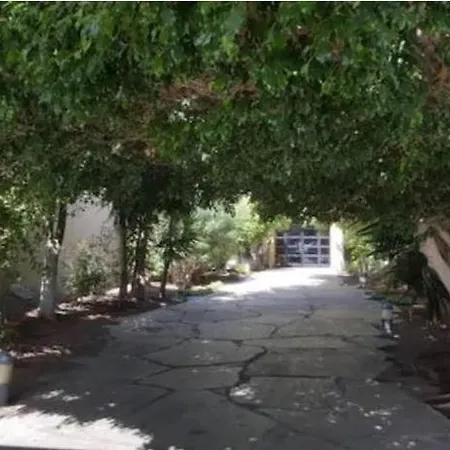 Frente Al Mar Radazul