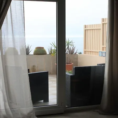 Frente Al Mar Radazul